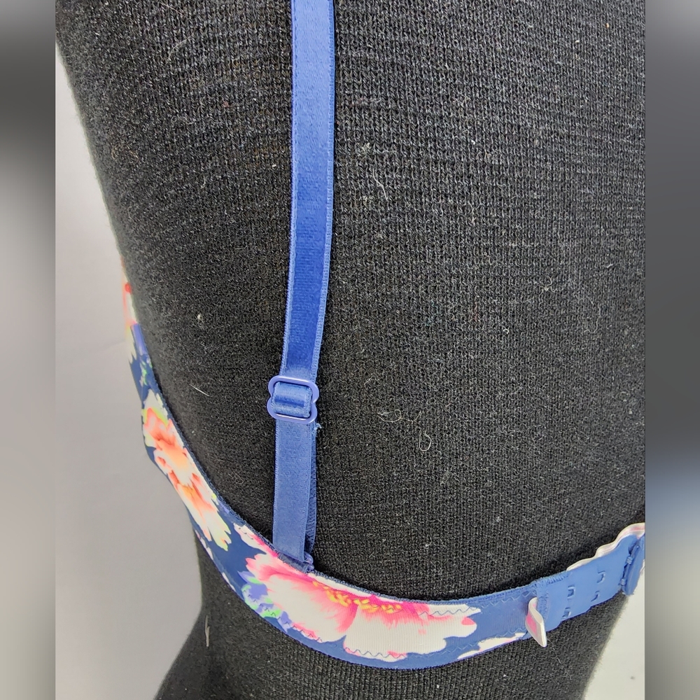 ❤️ Victoria's Secret PINK Wear Everywhere Push Up Bra ❤️ - Picture 6 of 12